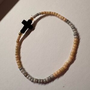 Beaded Cross Stretch Bracelet in Black, Beige & Gray